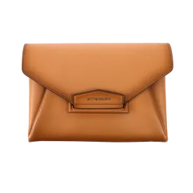 Antigona Medium Clutch