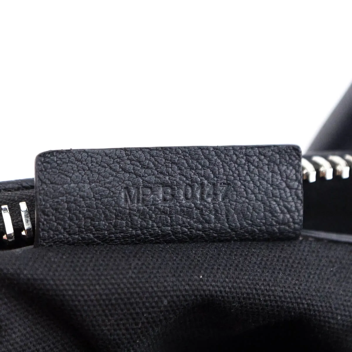 Givenchy Black Sugar Goatskin Medium Antigona Bag