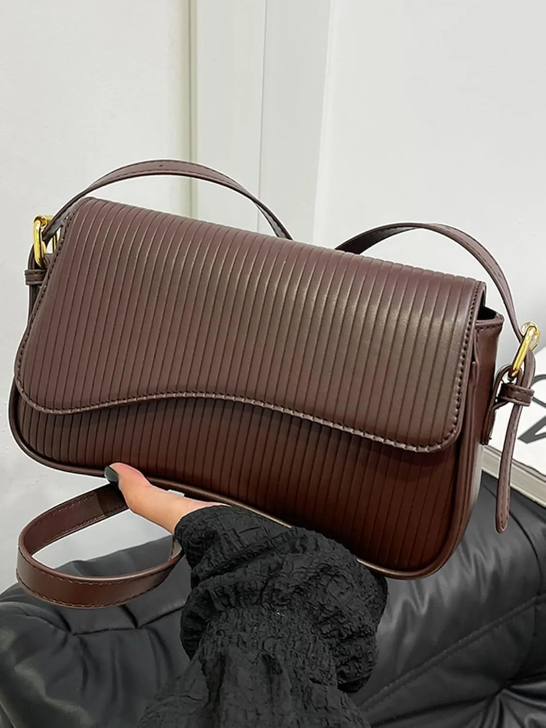 Verdusa Women's Leather Shoulder Bag Clutch Purses Trendy Hobo Crossbody Handbags Y2K Saddle Flap Underarm Purse