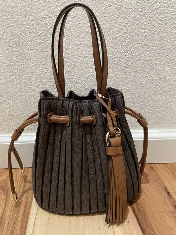 Willa Extra-Small Pleated Logo Tote Bag