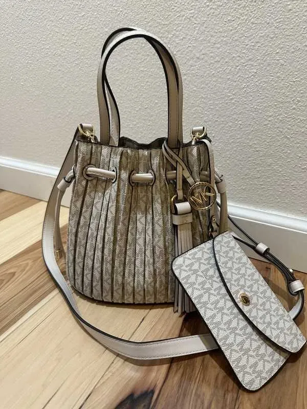 Willa Extra-Small Pleated Logo Tote Bag