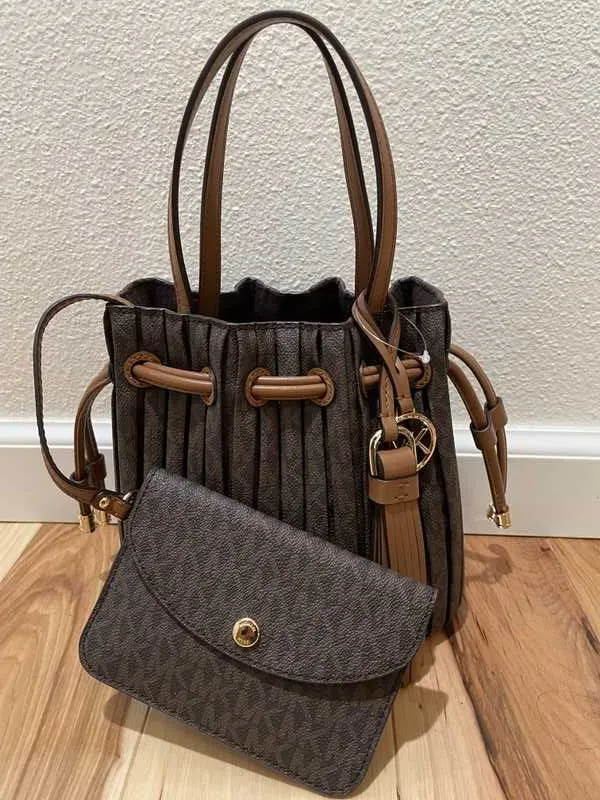 Willa Extra-Small Pleated Logo Tote Bag